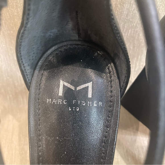 MARC FISHER Sz 8.5 Denny Asymmetrical Heel Padded Strappy Square Sole Sandals - Picture 5 of 11